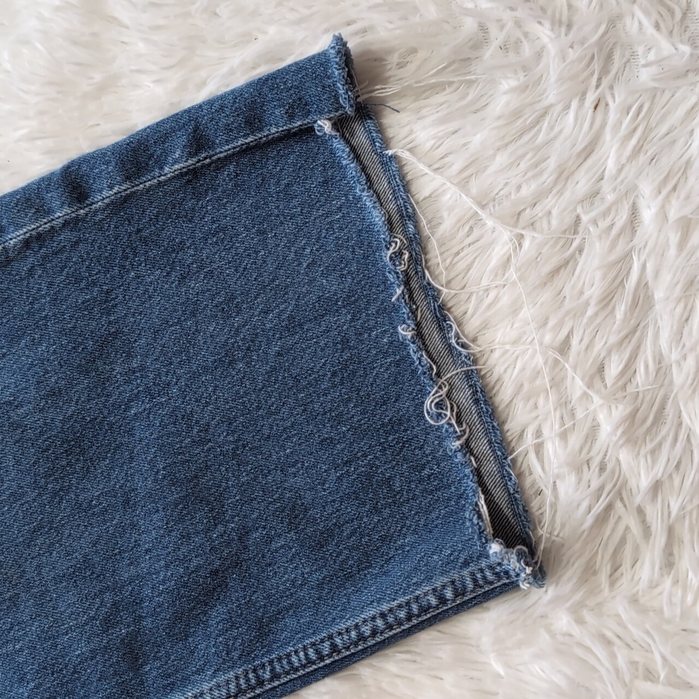 Gap Loose Fit High Rise Frayed Hem Blue Denim Crop Jeans Size 29 - Picture 5 of 13